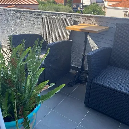 Ella Apartment