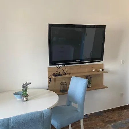 Apartment Ella *